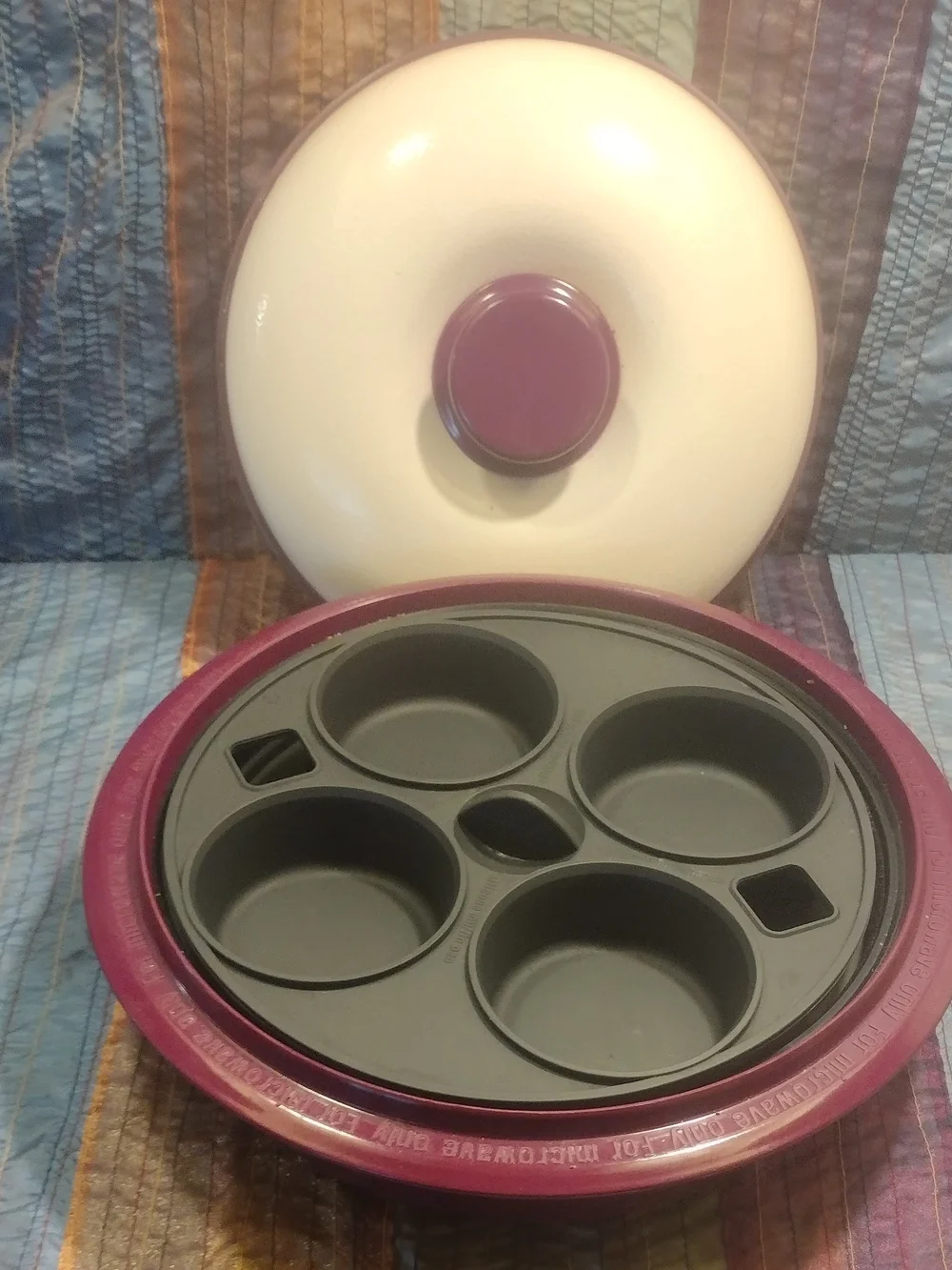 Purple and Cream Microwave Steamer with Lid